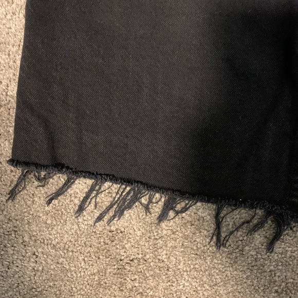 Old Navy high waisted frayed hem black non stretch mini jean skirt - Picture 3 of 4